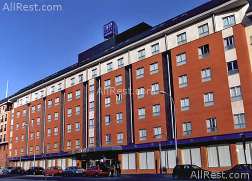 Tryp Leon